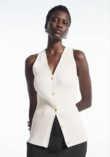 [ 미착용 ] COS 코스 리브 니트 V넥 베스트 아이보리 완판템