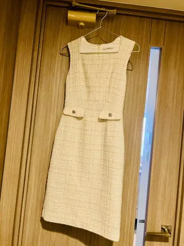 AMBIENT 트위드 슬리브리스 원피스