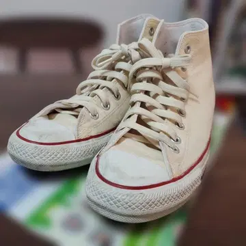 CONVERSE 척테일러