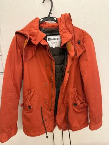 [ AND A ] 오렌지 마운틴 파카 탈부착 후드