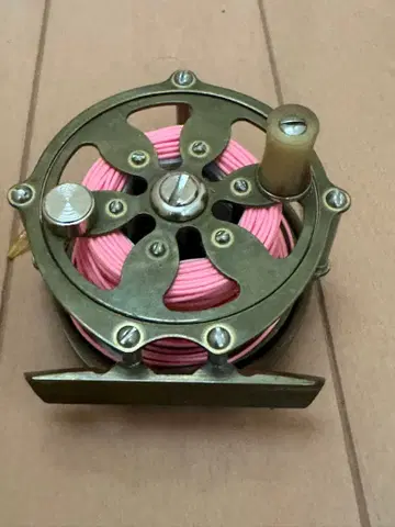 키네야 카보스 플라이 릴