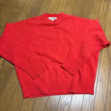 유니클로 ^_^ 코토니에 콜라보 니트