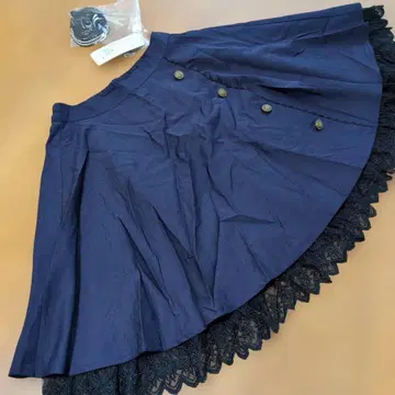 택 포함 미사용 엑시즈팜 서스펜더 부착 네이비 플레어 스커트