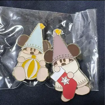 미키 크리스마스 핀 배지 2개 세트