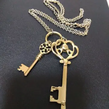 골드 열쇠 모티브 목걸이