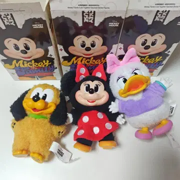 POPMART MickeyFamily 미니 플루토 데이지