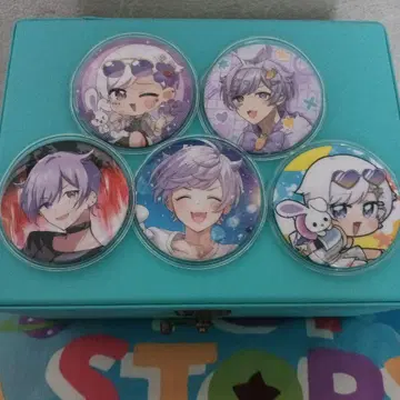애니메이션 캐릭터 캔뱃지 8개 세트