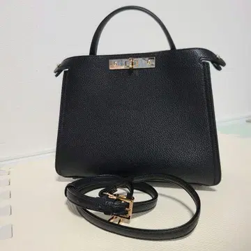 블랙 가죽 핸드백 탈부착 가능 스트랩