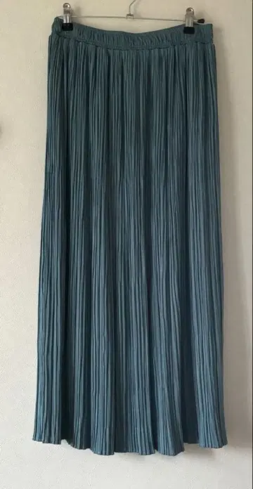 알파벳 알파벳 플리츠 스커트