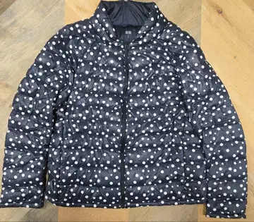 유니클로 네이비 도트 무늬 다운 자켓 XL 초경량 새상품급 y59