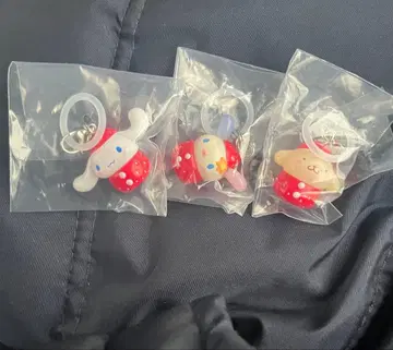 산리오 딸기표 액세서리 우사하나 폼폼푸딩 시나몬