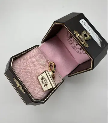 #Juicy Couture 카메라형 키링 새상품