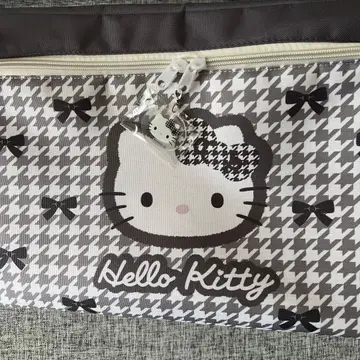 아베일 키티 참 포함 수납 박스 하운드투스 체크 패턴 흑백