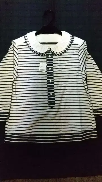 미사용 새상품 유명 브랜드 블라우스