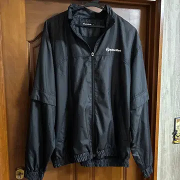 TaylorMade 스포츠 자켓 블랙