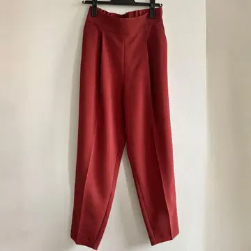 CHIGNON 센터 프레스 테이퍼드 팬츠 color 버건디