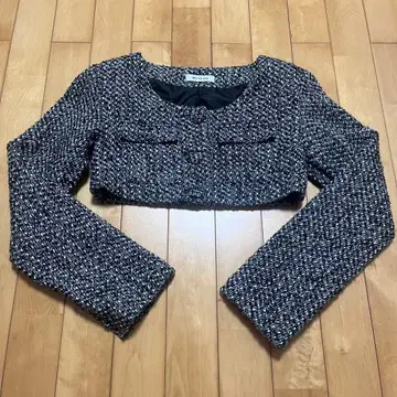 melt the lady 딥 슬릿 트위드 자켓