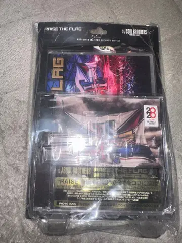 삼대째 JSB RAISE THE FLRG CD DVD 미개봉 새상품