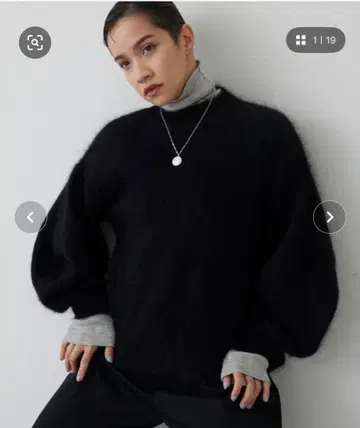 Whim Gazette 블랙 긴팔 니트