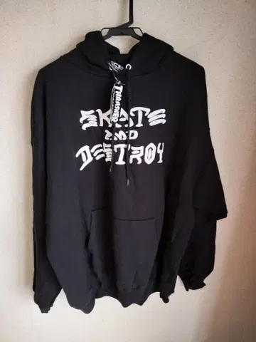 새상품 THRASHER 트레셔 후드티 블랙 XL 프레임