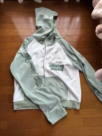 GALFY 갈피 우라메시야 후드티