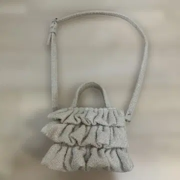 treaturself 홀리데이 컬렉션 트위드 프릴 숄더백