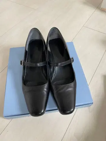 마가렛호웰 idea 스트랩 슈즈 23.5cm