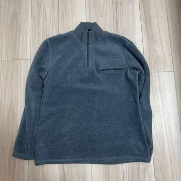 A.P.C 하프 집 플리스 목 터틀넥