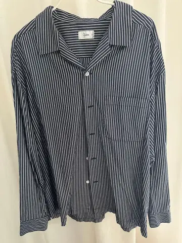 Yuan 네이비/화이트 스트라이프 긴팔 셔츠 팬츠 셋업