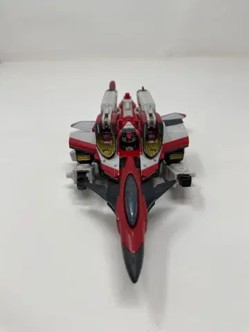트랜스포머 MD-02 항공 참모 스타스크림