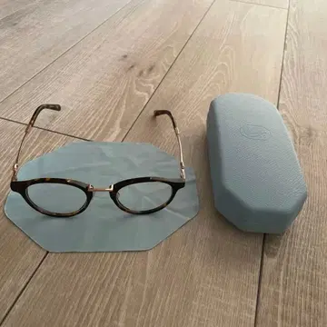 스와로브스키 라운드 프레임 안경 새상품급