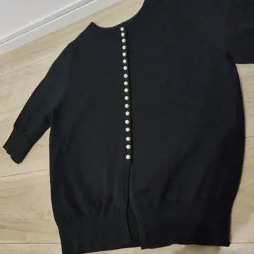 Ballsey 블랙 펄 버튼 반팔 니트 스웨터 S