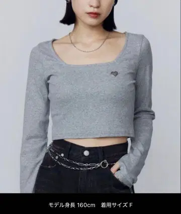 t셔츠 크로스 크롭 핏 탑 EMODA