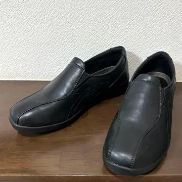 컨디션 최상 문스타 이브 슬립온 컴포트 EVE 4E 24.0cm