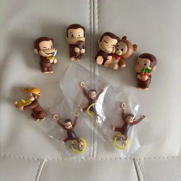 호기심 많은 조지 가챠가챠 세트