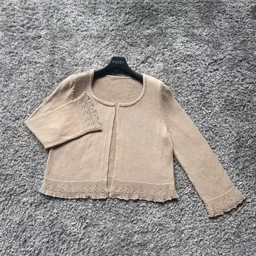 FOXEY NY 40 베이지 코튼 볼레로 가디건