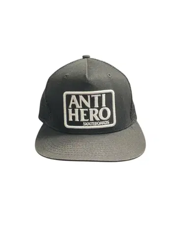 ANTI HERO 블랙 메쉬 캡 sk8
