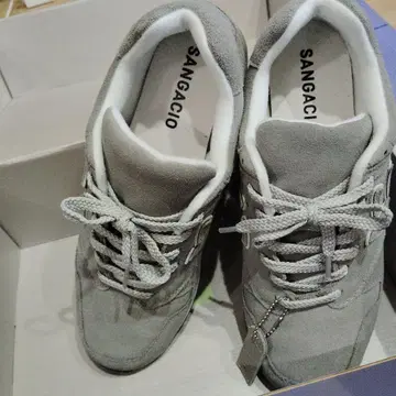 SANGACIO 그레이 스니커즈 12
