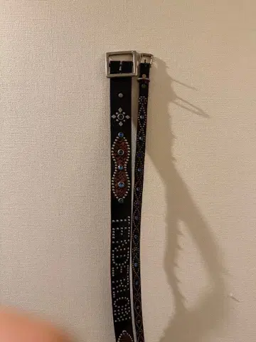 기무라 타쿠야 착용 텐더 로인 HTC 벨트 스터드 콜라보