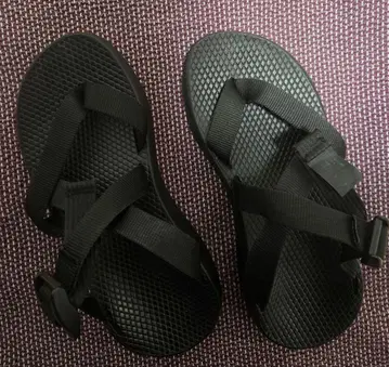 Chaco 블랙 스포츠 샌들