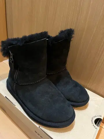 EMU 블랙 숏부츠