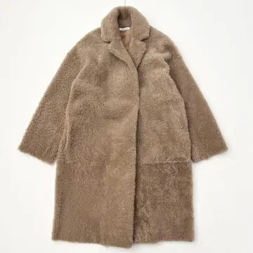 새상품급 두지엠 클라세 무스탕 체스터 코트 테디베어 코트 카멜