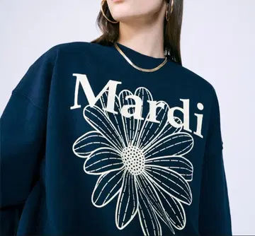 Mardi 플라워 프린트 맨투맨 네이비 원사이즈