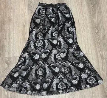 HARE 몰 자카드 머메이드 스커트 블랙