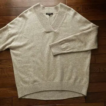23구 니트 스웨터 38 캐시미어 울 베이지