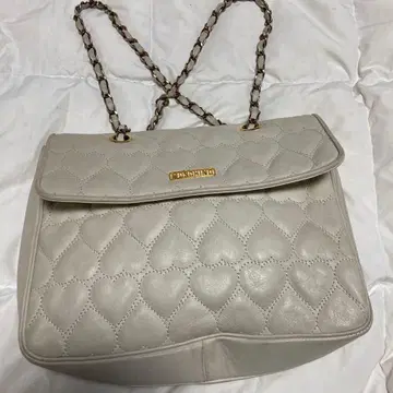 Moschino 하트형 퀼팅 숄더백