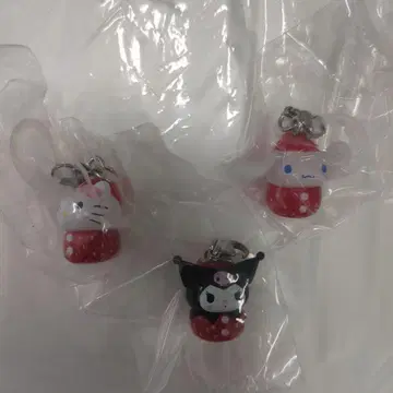 산리오 캐릭터즈 딸기 메지루시 액세서리 키티 시나모롤 쿠로미