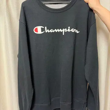 챔피언 블랙 트레이닝복