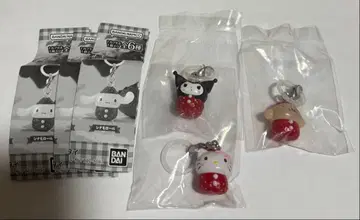 산리오 캐릭터즈 딸기 메지루시 액세서리