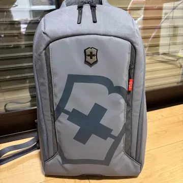빅토리녹스 그레이 백팩
